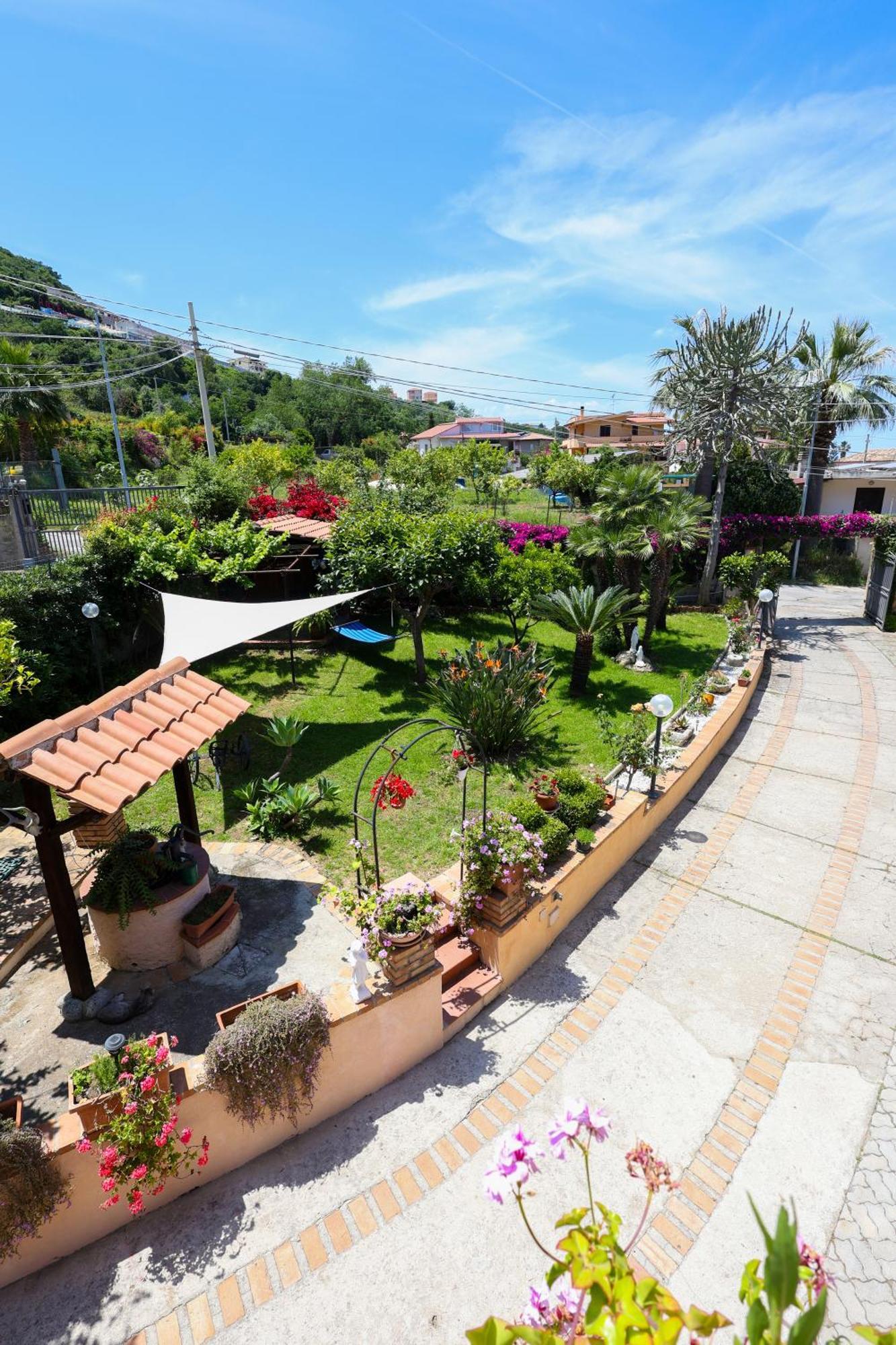 تروبيا B&B Valeri المظهر الخارجي الصورة